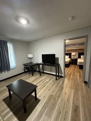 Süit, 2 Yatak Odası, Sigara İçilmez (1 King and 2 Double Beds)