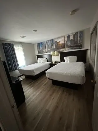 Süit, 2 Yatak Odası, Sigara İçilmez (1 King and 2 Double Beds)