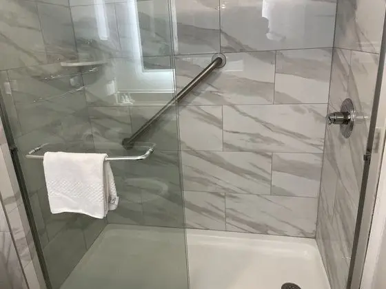 Oda, 2 Büyük (Queen) Boy Yatak, Sigara İçilmez (Pet Friendly)