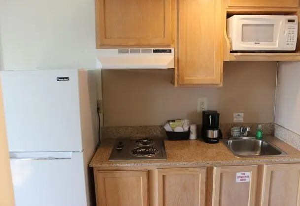 Süit, 2 Çift Kişilik Yatak, Engellilere Uygun, Sigara İçilmez (One-Bedroom)