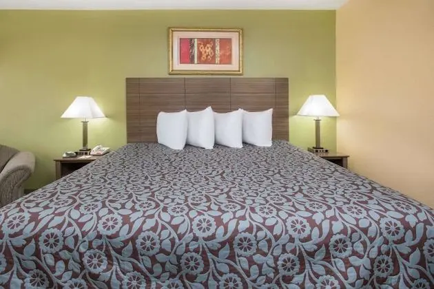 Oda, 1 En Büyük (King) Boy Yatak, Sigara İçilebilir