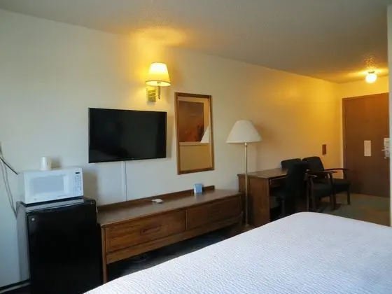 Oda, 1 En Büyük (King) Boy Yatak, Engellilere Uygun, Küvet (Mobility/Hearing/Grab Bars)