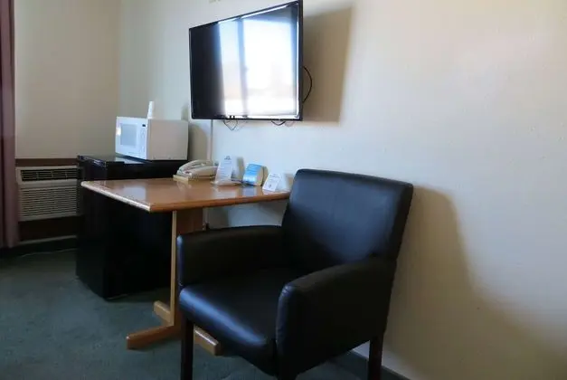 Oda, 1 En Büyük (King) Boy Yatak, Engellilere Uygun (Mobility/Hearing/Roll-In Shower)