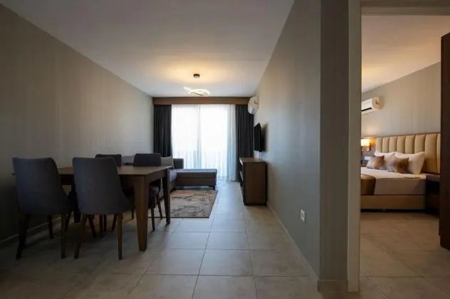 Suite, Balkonlu