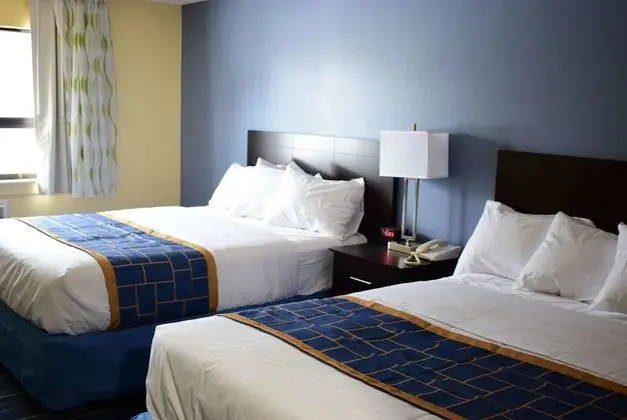 Oda, 2 Büyük (Queen) Boy Yatak, Sigara İçilmez