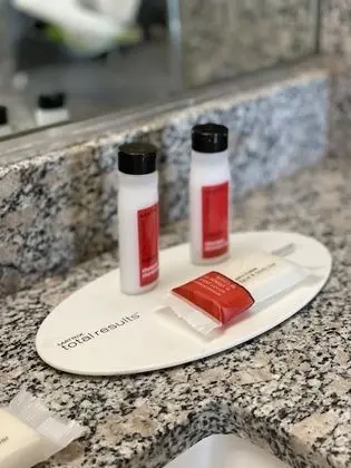 Standard Oda, 2 Büyük (Queen) Boy Yatak, Engellilere Uygun, Sigara İçilebilir