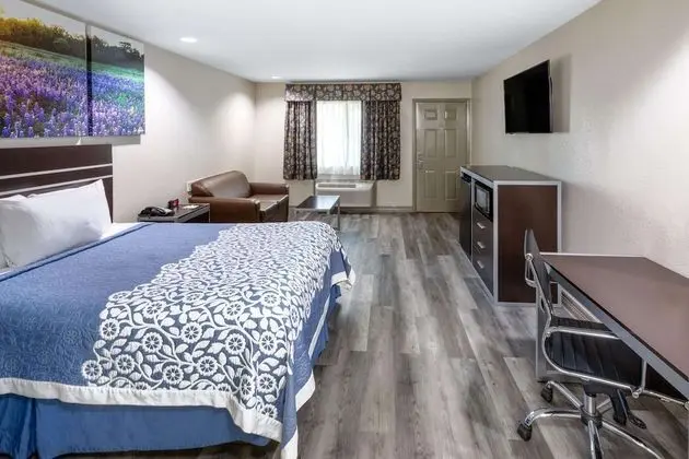 Süit, 1 En Büyük (King) Boy Yatak, Sigara İçilebilir (One-Bedroom)