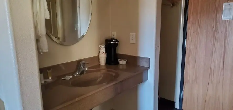 Oda, 1 Büyük (Queen) Boy Yatak, Engellilere Uygun