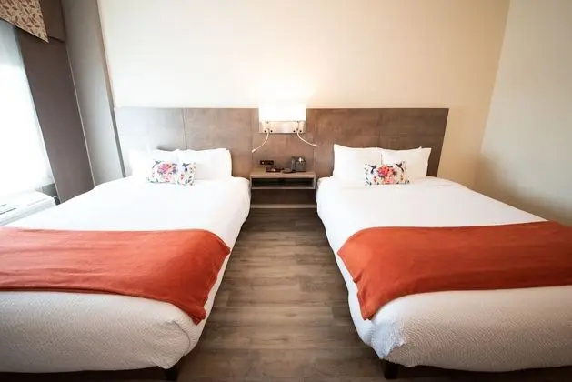 Oda, 2 Büyük (Queen) Boy Yatak, Sigara İçilmez