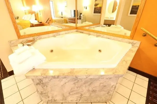 Stüdyo Süit, 1 Büyük (Queen) Boy Yatak, Sigara İçilmez (Microwave, Fridge, Hot Tub)