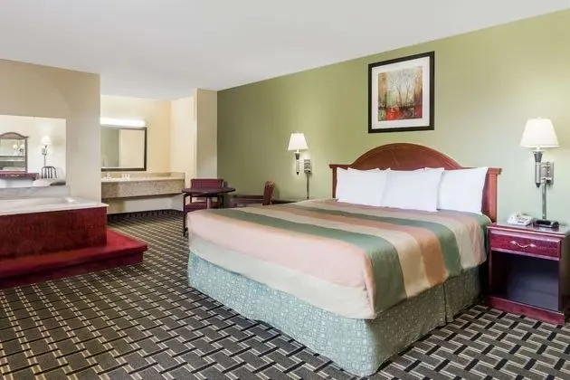 Stüdyo Süit, 1 En Büyük (King) Boy Yatak, Sigara İçilebilir