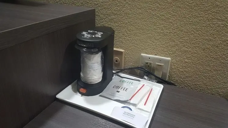 Tek Büyük Yataklı Oda, 2 Çift Kişilik Yatak