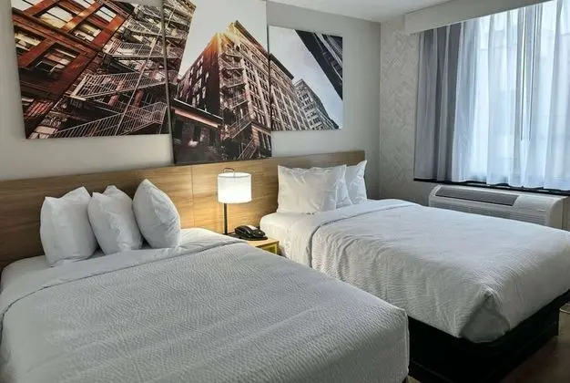 Oda, 2 Çift Kişilik Yatak, Sigara İçilmez