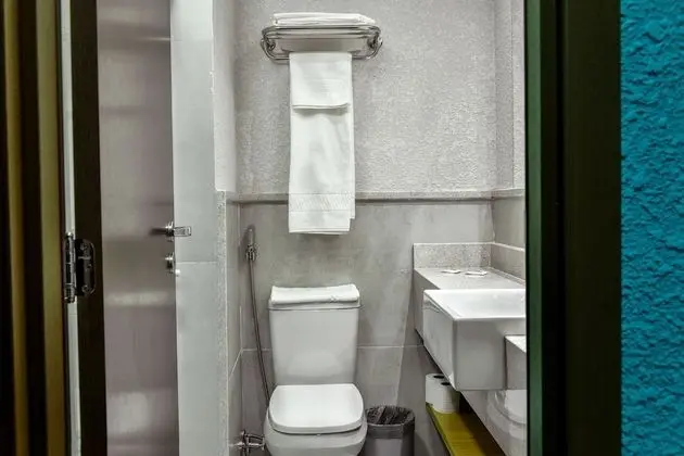 Oda, 2 Tek Kişilik Yatak, Sigara İçilmez