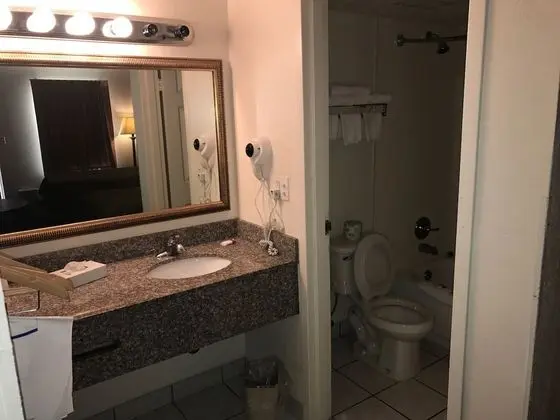 Oda, 2 Çift Kişilik Yatak, Sigara İçilmez