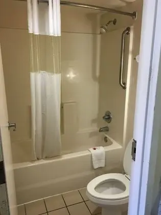 Standard Oda, 2 Büyük (Queen) Boy Yatak