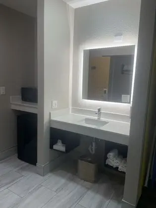 Standard Oda, 1 En Büyük (King) Boy Yatak