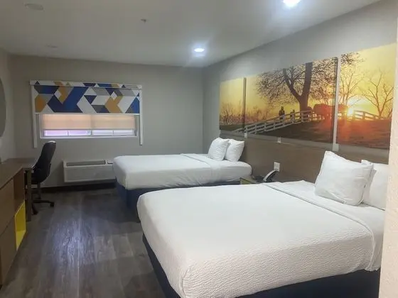 Standard Oda, 2 Büyük (Queen) Boy Yatak