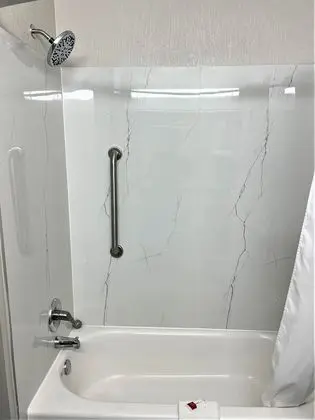 Tek Büyük Yataklı Oda, 2 Çift Kişilik Yatak