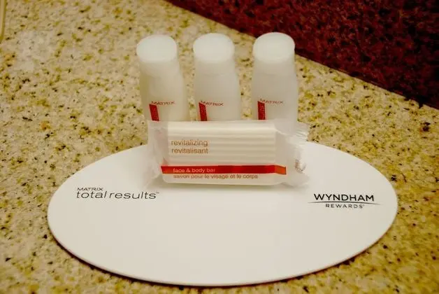 Standard Oda, 1 Büyük (Queen) Boy Yatak