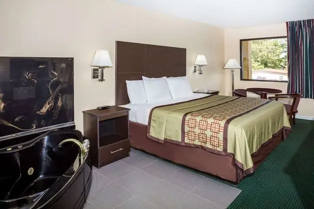 Oda, 1 En Büyük (King) Boy Yatak, Engellilere Uygun