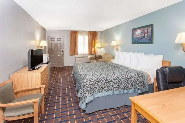 Oda, 1 En Büyük (King) Boy Yatak, Sigara İçilebilir