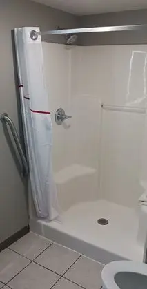 Deluxe Oda, 2 Çift Kişilik Yatak, Engellilere Uygun, Sigara İçilmez (Roll-In Shower)