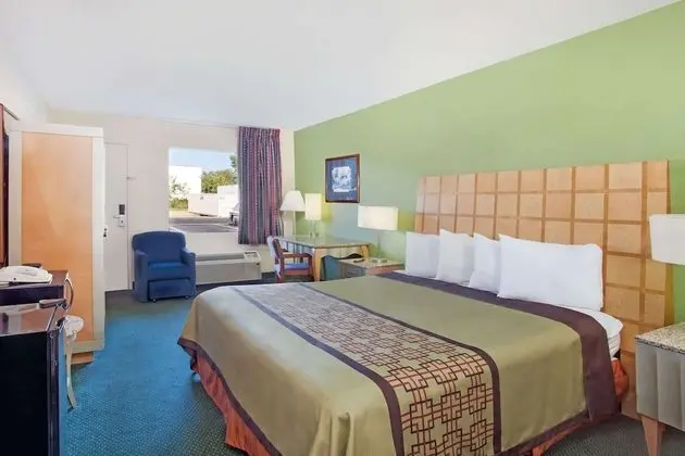 Oda, 2 Büyük (Queen) Boy Yatak, Sigara İçilmez