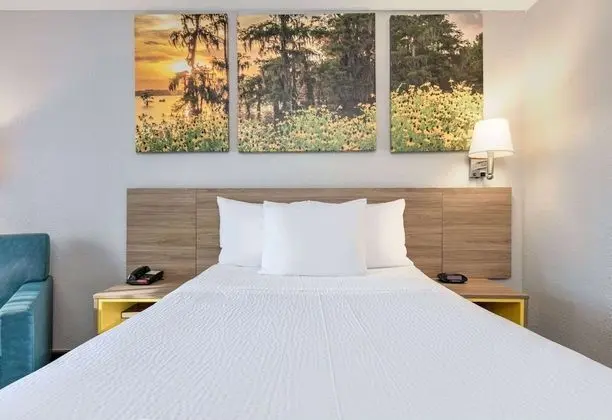 Süit, 1 Çift Kişilik Yatak, Buzdolabı