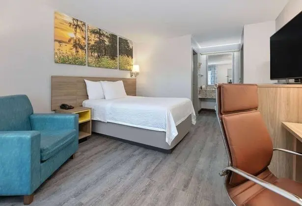 Tek Büyük Yataklı Oda