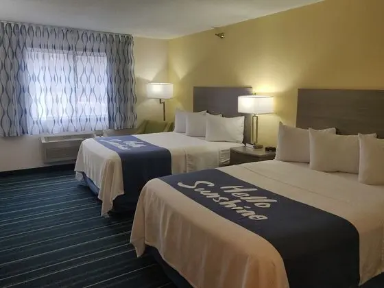 Standard Oda, 2 Büyük (Queen) Boy Yatak