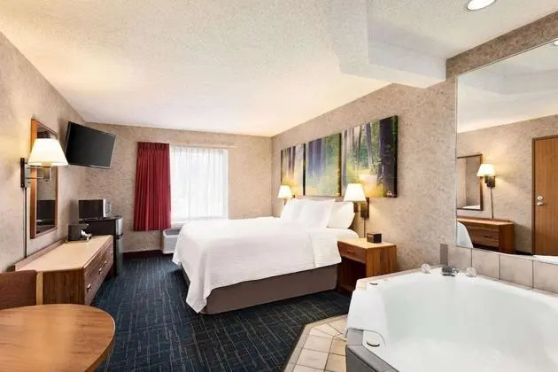 Süit, 1 Büyük (Queen) Boy Yatak