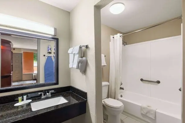 Engellilere Uygun Banyo