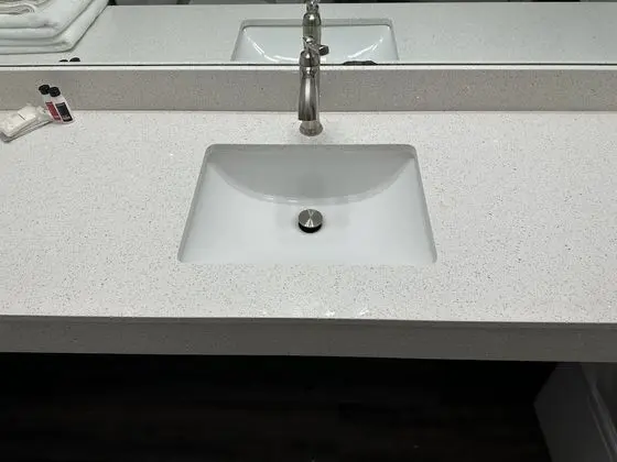 Süit, 2 Büyük (Queen) Boy Yatak, Sigara İçilmez