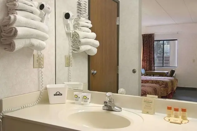 Süit, 1 En Büyük (King) Boy Yatak, Sigara İçilebilir