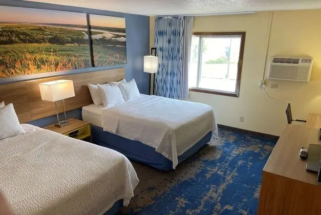 Oda, 2 Çift Kişilik Yatak, Engellilere Uygun, Sigara İçilmez