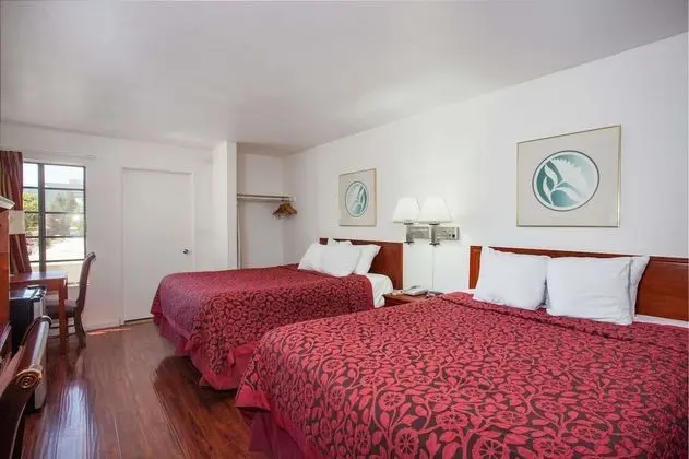 Süit, Birden Çok Yatak, Sigara İçilmez (First Floor)