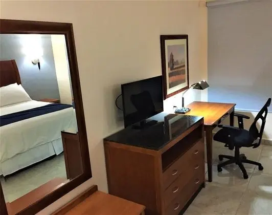 Business Oda, 1 En Büyük (King) Boy Yatak, Sigara İçilmez