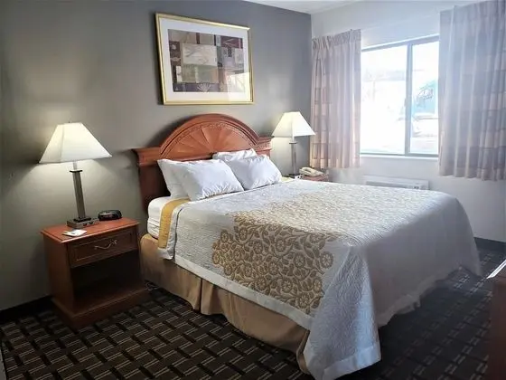 Süit, 1 Yatak Odası, Sigara İçilmez (2 Queens and 1 King Bed)