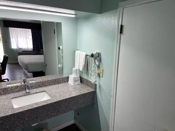 Oda, 1 En Büyük (King) Boy Yatak, Sigara İçilebilir