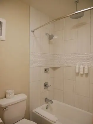 Deluxe Oda, 2 Büyük (Queen) Boy Yatak, Sigara İçilmez