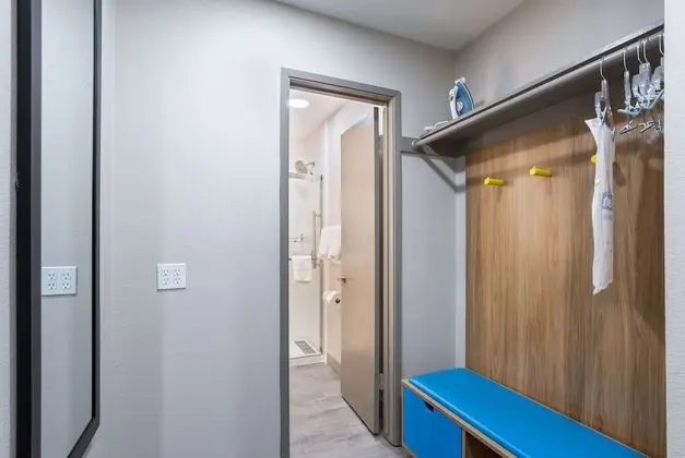 Süit, 2 Yatak Odası, Sigara İçilmez (1 King Bed & 2 Queen Beds)