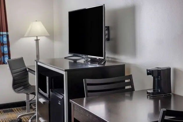 Oda, 1 Büyük (Queen) Boy Yatak, Sigara İçilmez