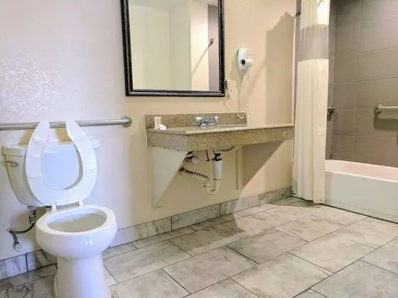 Standard Oda, 2 Büyük (Queen) Boy Yatak, Sigara İçilebilir