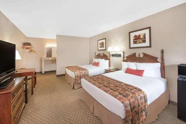 Standard Oda, 2 Büyük (Queen) Boy Yatak