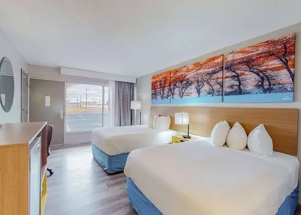 Oda, 2 Çift Kişilik Yatak, Engellilere Uygun, Sigara İçilmez