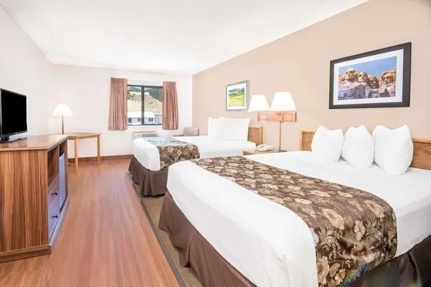 Oda, 2 Büyük (Queen) Boy Yatak, Sigara İçilmez (Pet Friendly)