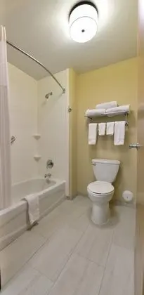 Standard Oda, 1 En Büyük (King) Boy Yatak