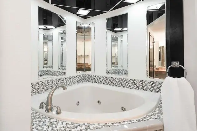 Süit, 1 En Büyük (King) Boy Yatak, Sigara İçilmez (One-Bedroom Suite)