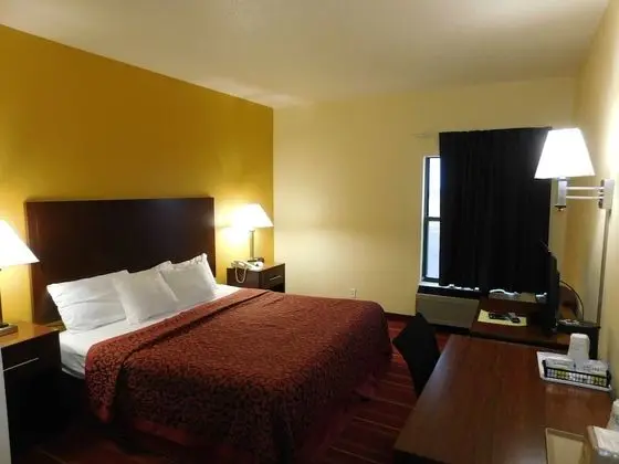 Oda, 1 Büyük (Queen) Boy Yatak, Sigara İçilmez